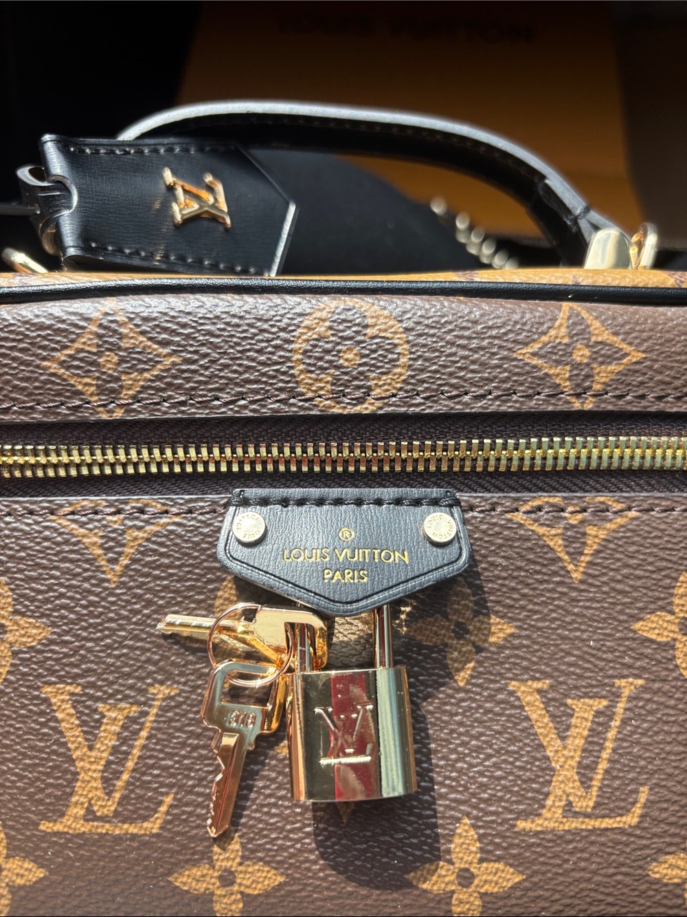 Louis Vuitton Monogram Vanity Box Bag in Brown and Gold mini ! - Picture 8 of 8